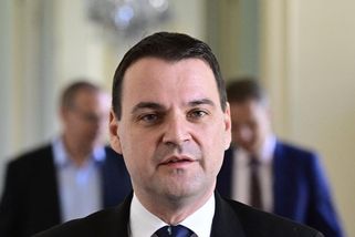 „Éra státních neziskovek končí.“ Macinka překopal dosavadní fungování Českých center